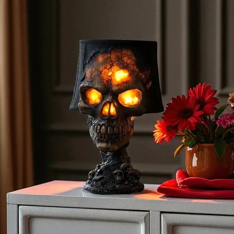 SPOOKY RESIN SKULL LED LAMP