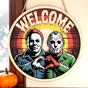 Halloween Door Hanger | Horror Couple Welcome Sign | Killer Friends Heart Hands Decor | Spooky Wall Gift for Halloween Lovers